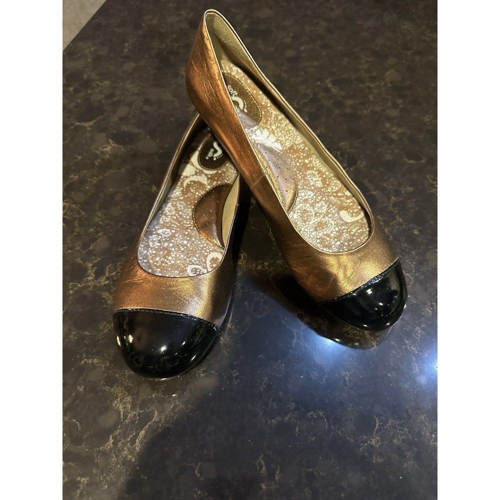 Softwalk Brand Womens Napa Slip-On Ballerina Flat Soft Pewter & Black Size 8.5